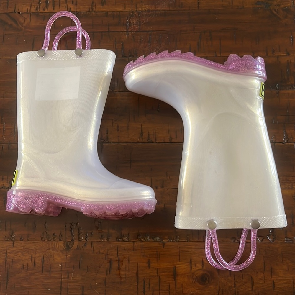 Light Up Western Chief Girls